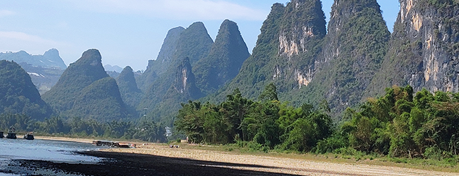 陽朔的山，漓江的水，石金的人